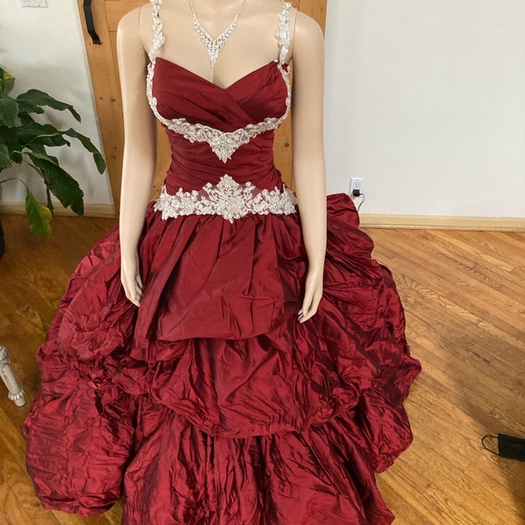 Justin Alexander Wedding Gown Size 16 - Picture 8 of 12